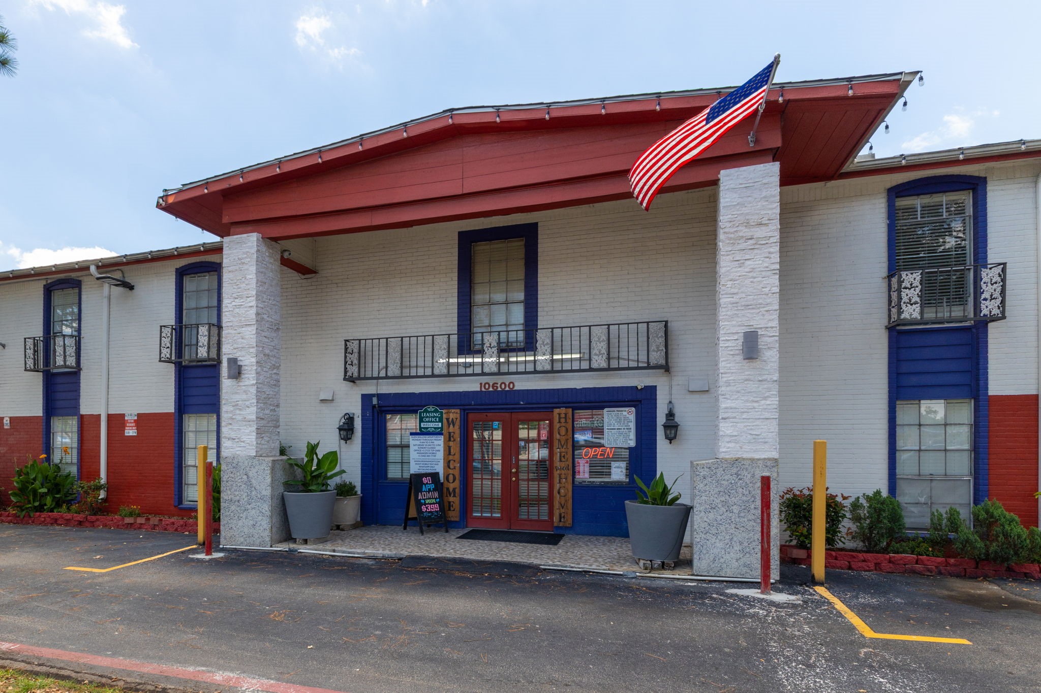10600 South Post Oak Road, Unit 101 Houston, TX 77035 - Photo 31 of 32 Welcome to Glen Willows!