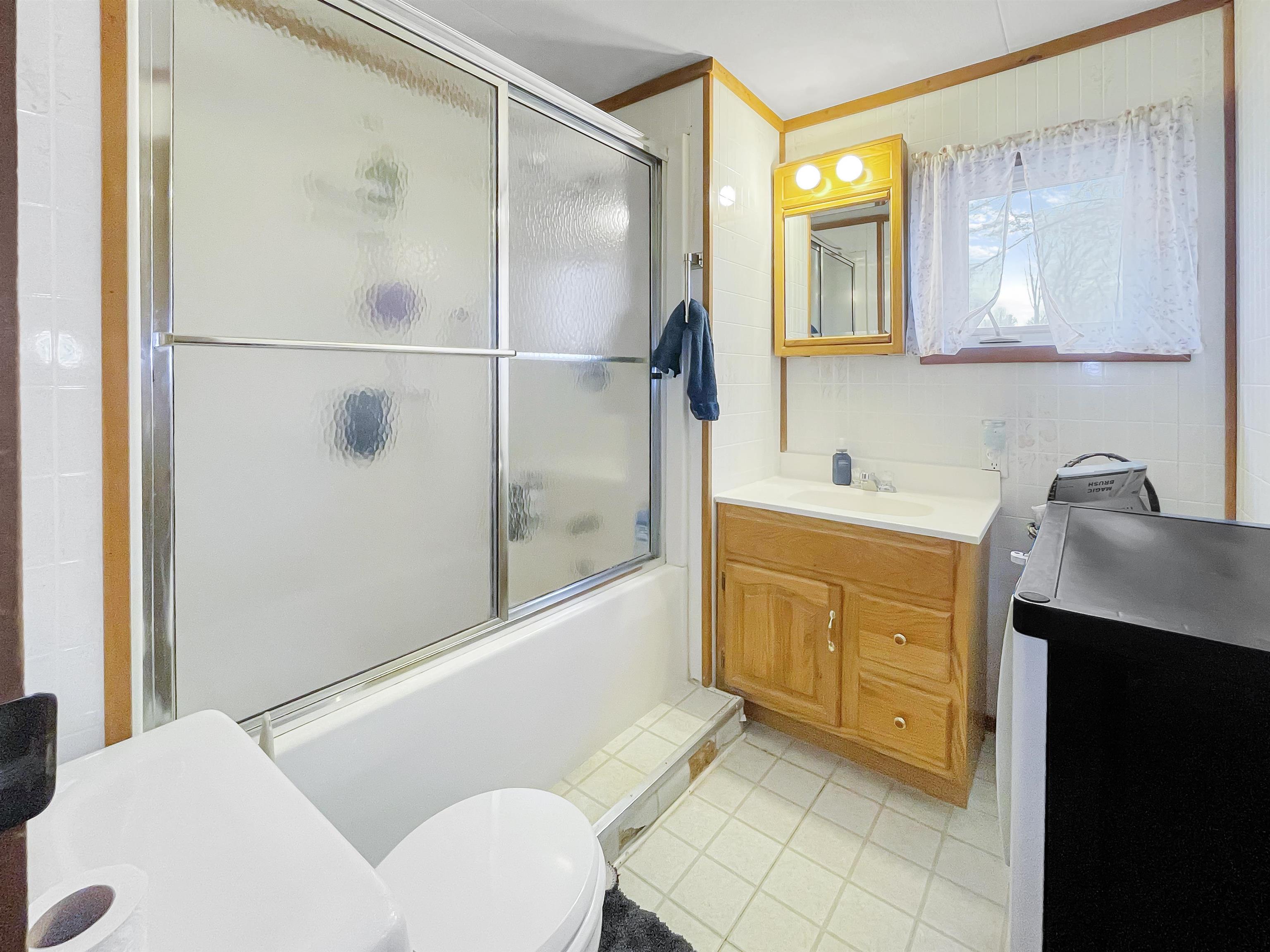 68 Frontage Road Highgate, VT 05488 - Photo 17 of 23