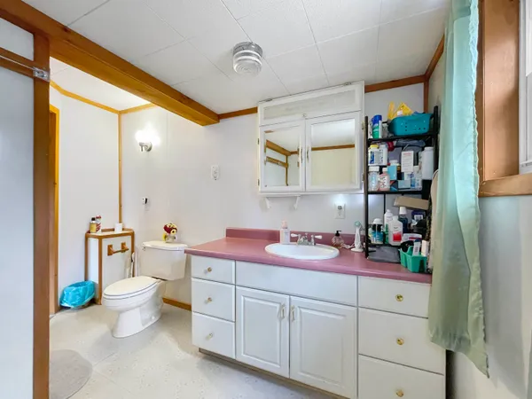 $215,000 | 68 Frontage Road, Highgate, VT 05488