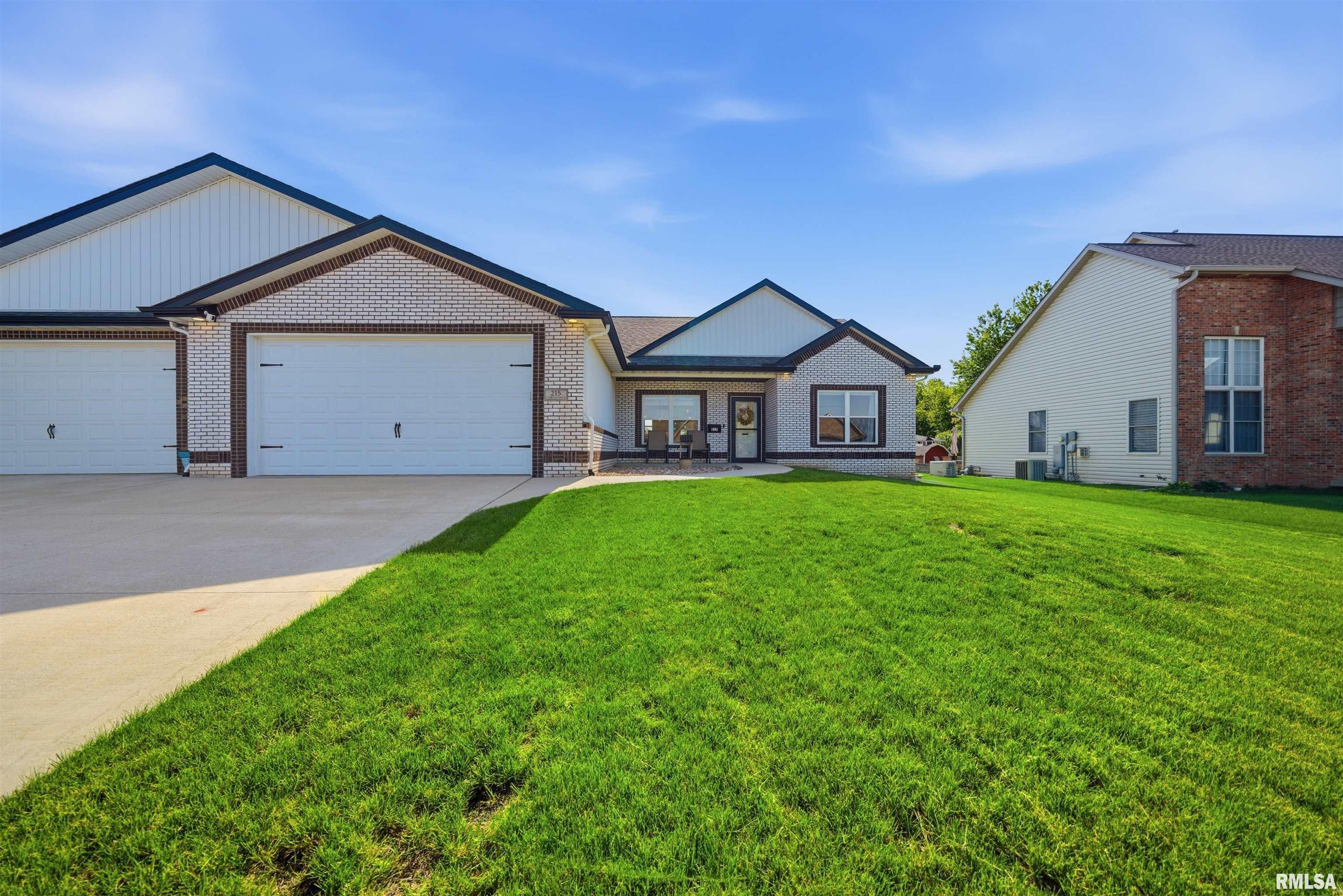 215 Cypress Point Washington, IL 61571 - Photo 1 of 39