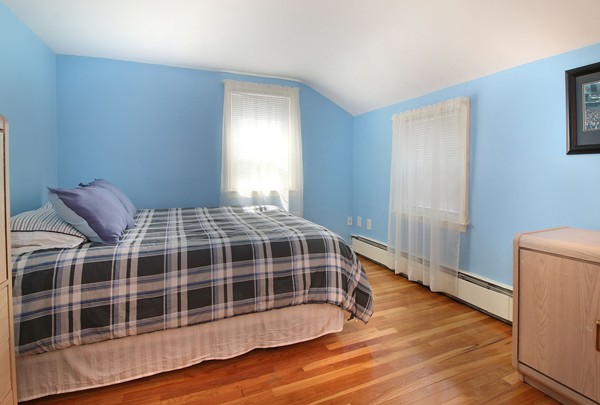 36 Robinson Road Medford, MA 02155 - Photo 17 of 28 Gallery Image 17