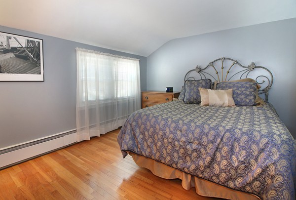 36 Robinson Road Medford, MA 02155 - Photo 19 of 28 Gallery Image 19