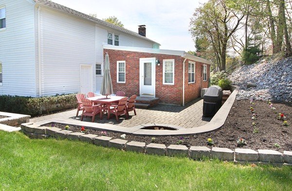 36 Robinson Road Medford, MA 02155 - Photo 28 of 28 Gallery Image 28