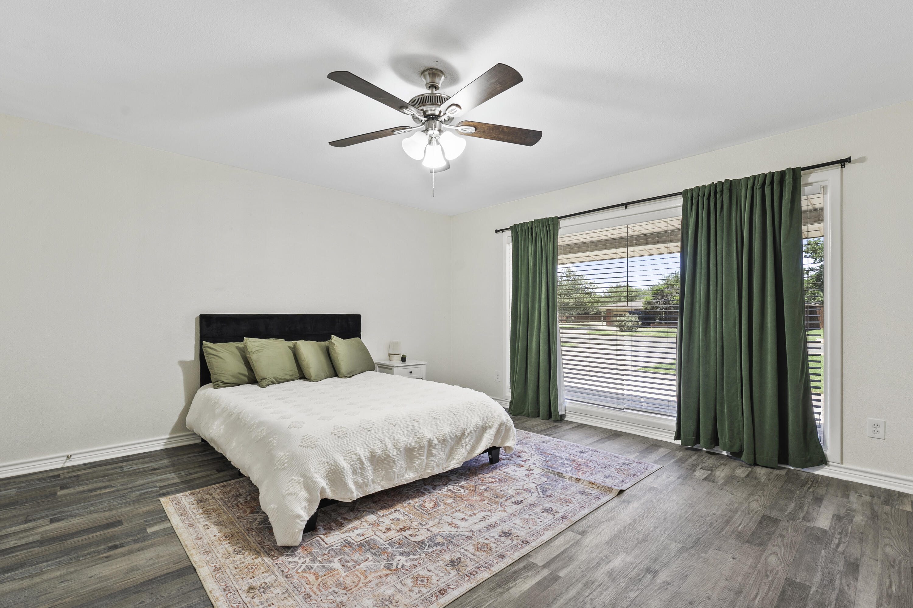 4211 49th Street Lubbock, TX 79413 - Photo 13 of 24 DSC05089