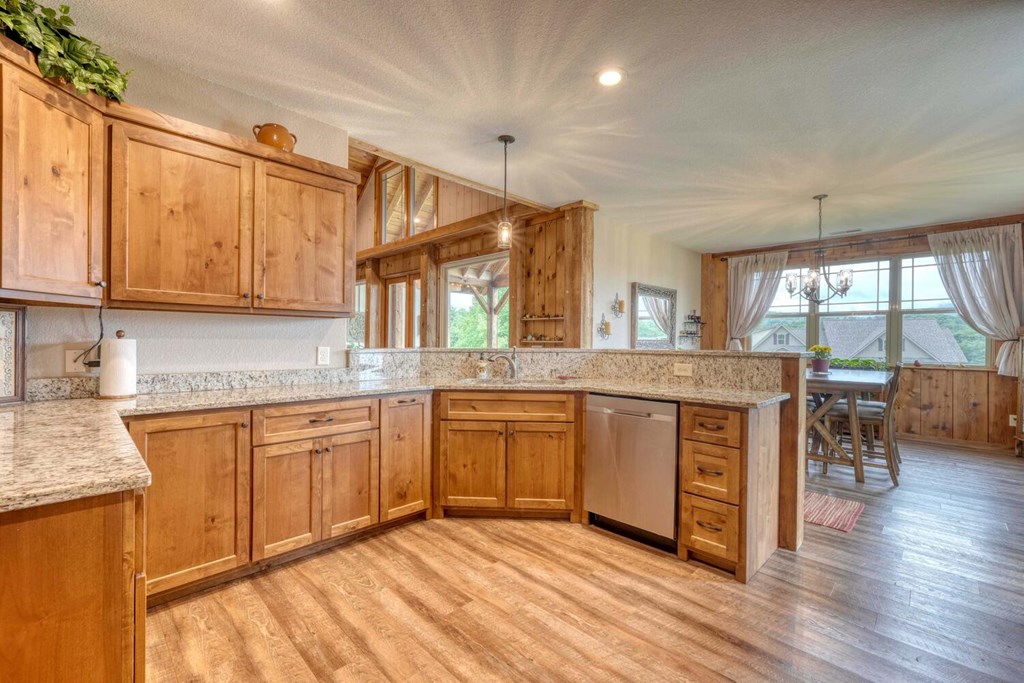 85 Minstead Ridge Young Harris, GA 30582 - Photo 16 of 52 Gallery Image 16
