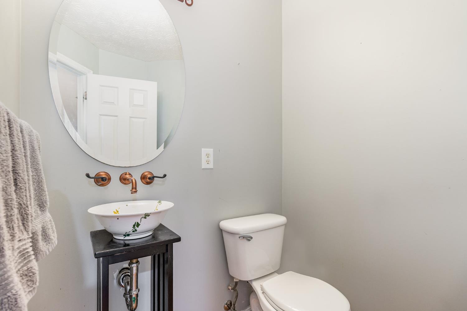 543 Hickory Road Lawrenceburg, IN 47025 - Photo 12 of 25