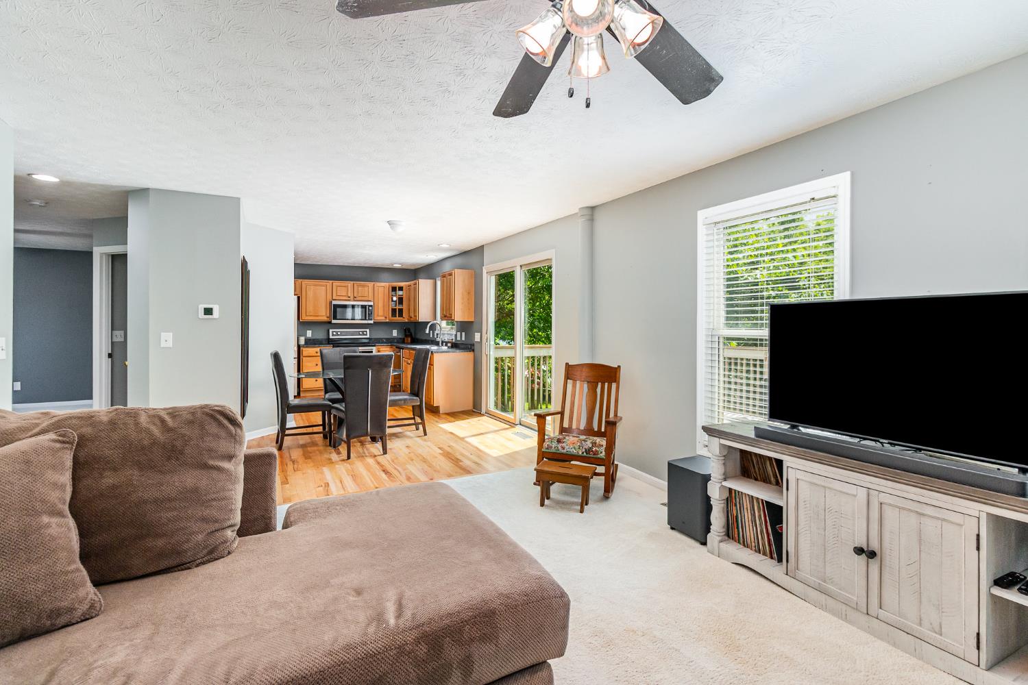 543 Hickory Road Lawrenceburg, IN 47025 - Photo 7 of 25