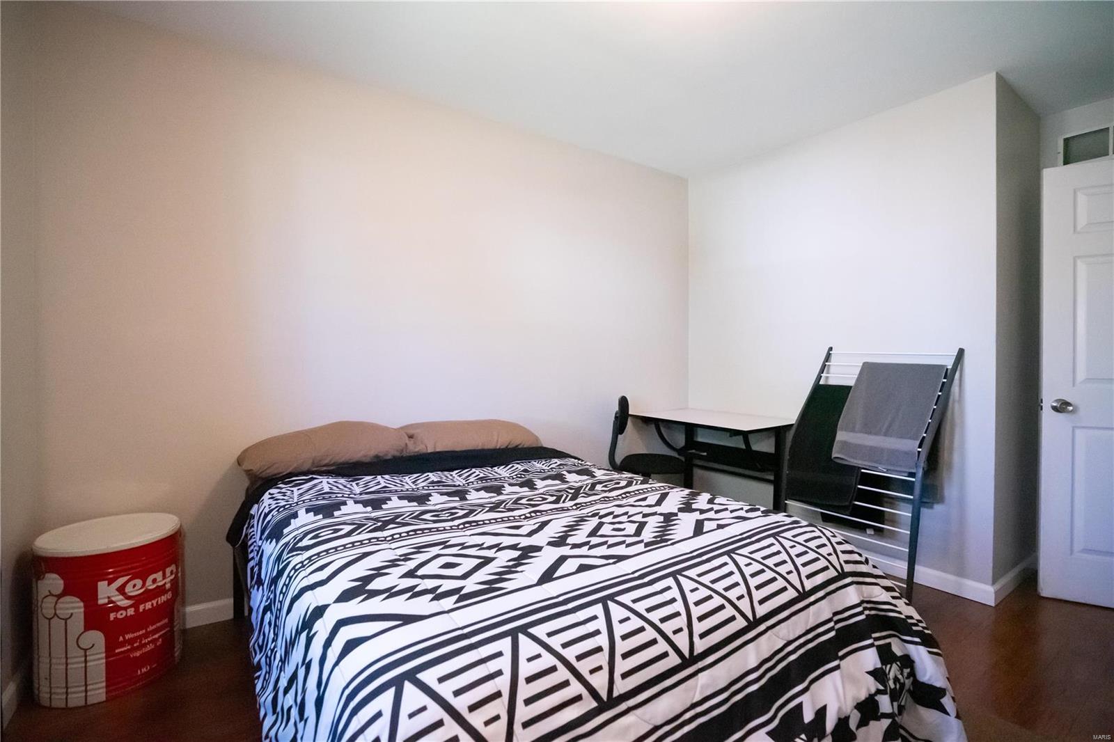 511 East Washington Street O'Fallon, IL 62269 - Photo 17 of 27