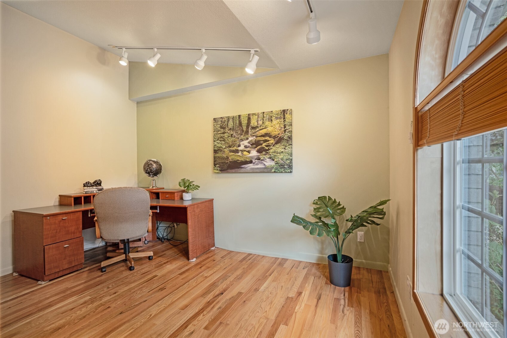 8024 68th Loop Southeast Olympia, WA 98513 - Photo 17 of 34 Gallery Image 17