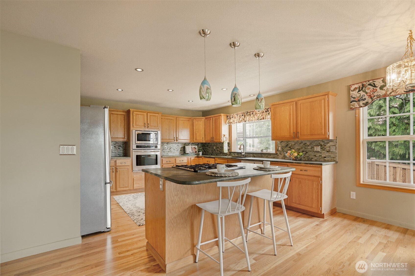 8024 68th Loop Southeast Olympia, WA 98513 - Photo 10 of 34 Gallery Image 10