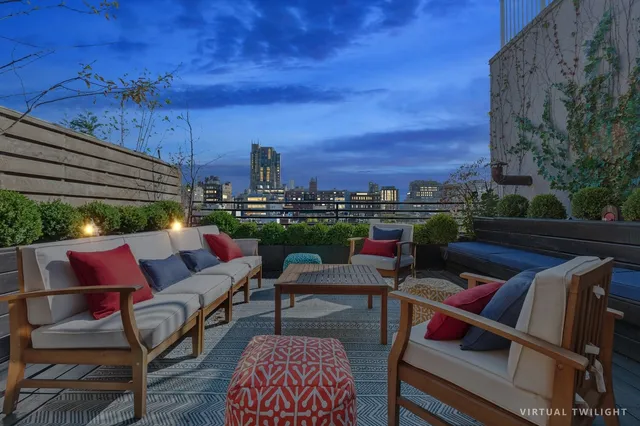 $2,395,000 | 240 West 23rd Street, Unit PHC | Chelsea