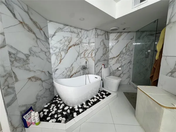 $4,390 | 19195 Mystic Pointe Drive, Unit 205, Aventura, FL 33180