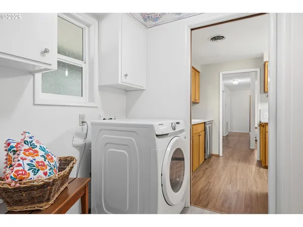a view of a storage & utility room