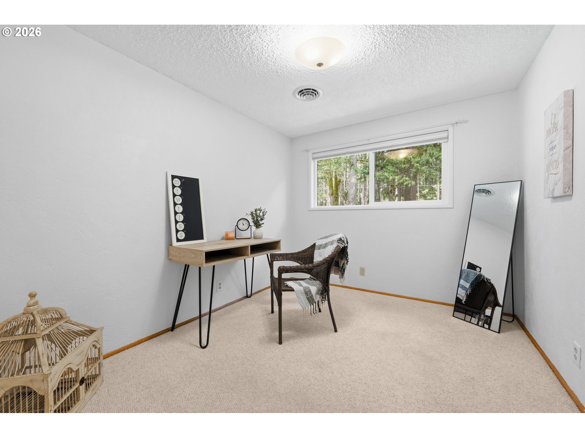 91638 Horse Creek Road Blue River, OR 97413 - Photo 23 of 47 a workspace with furniture and a window