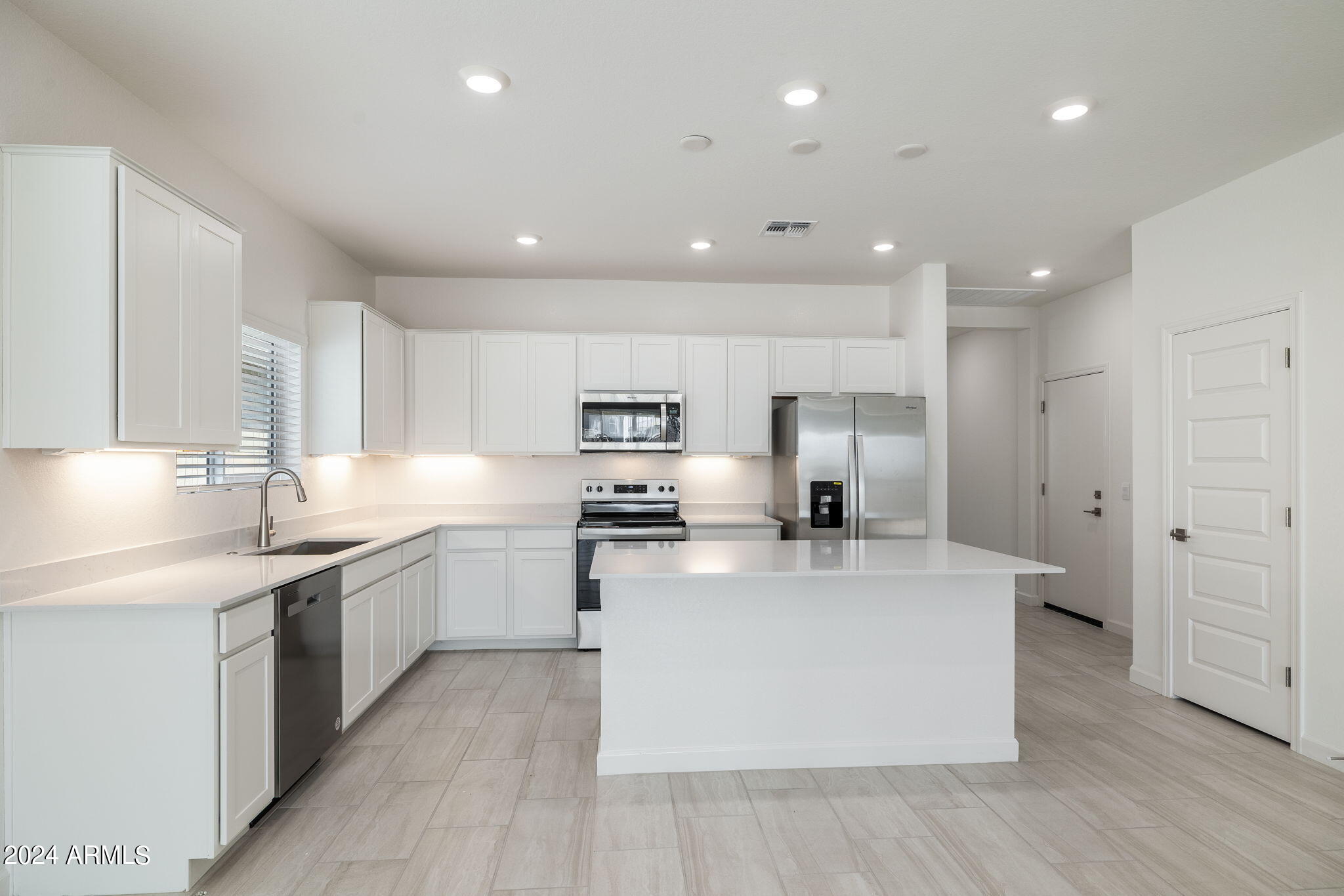 17645 West Hatcher Road Waddell, AZ 85355 - Photo 5 of 32 Kitchen