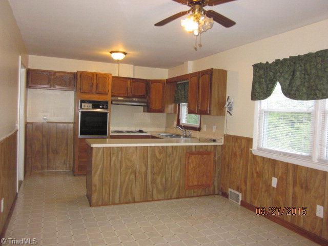 247 Hamby Mountain Road Purlear, NC 28665 - Photo 6 of 15 Gallery Image 6