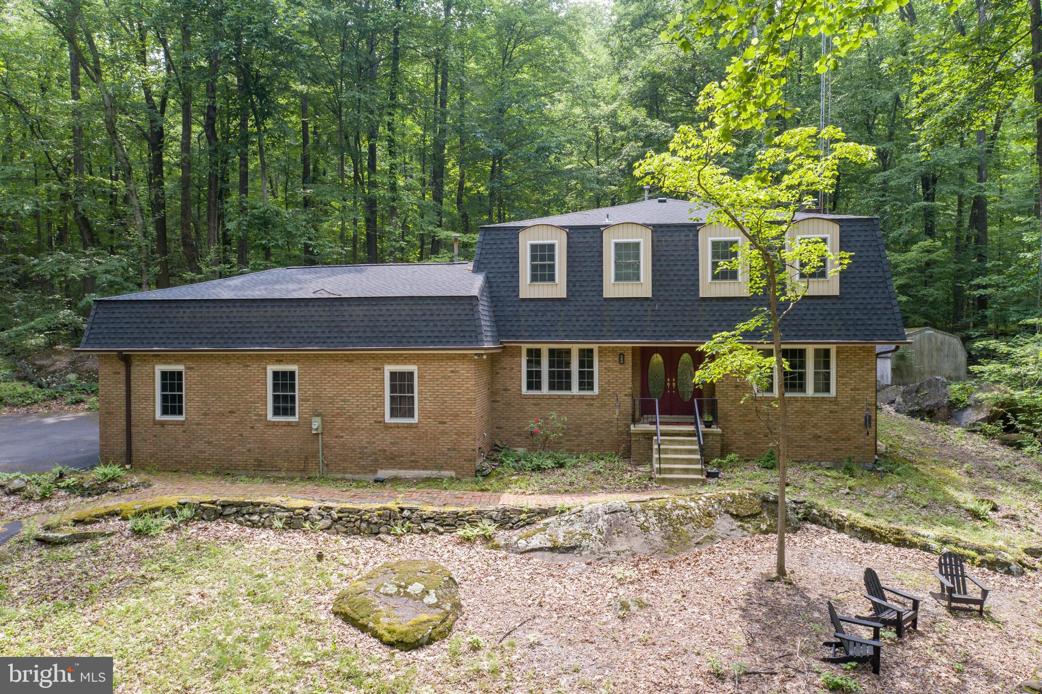 284 Whites Mill Road Green Lane, PA 18054 - Photo 3 of 54 front view of a house with a yard