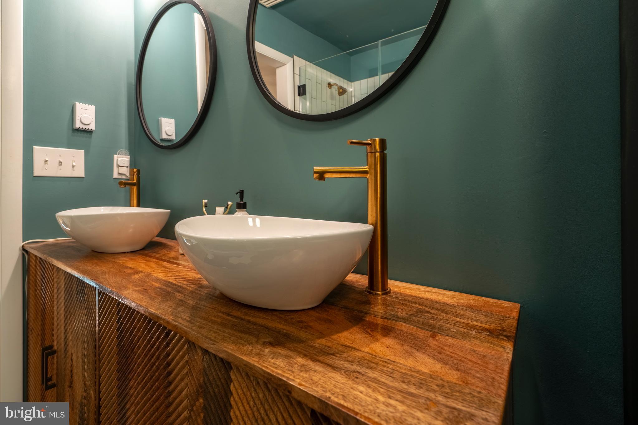 284 Whites Mill Road Green Lane, PA 18054 - Photo 31 of 54 a view of a mirror of bathroom