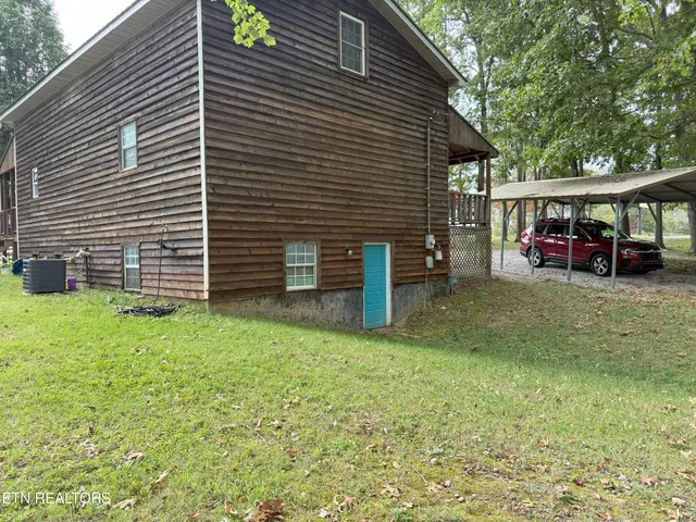 $399,900 | 6105 South South York Highway, Clarkrange, TN 38553