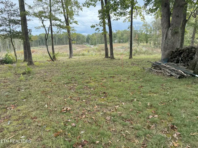 $399,900 | 6105 South South York Highway, Clarkrange, TN 38553