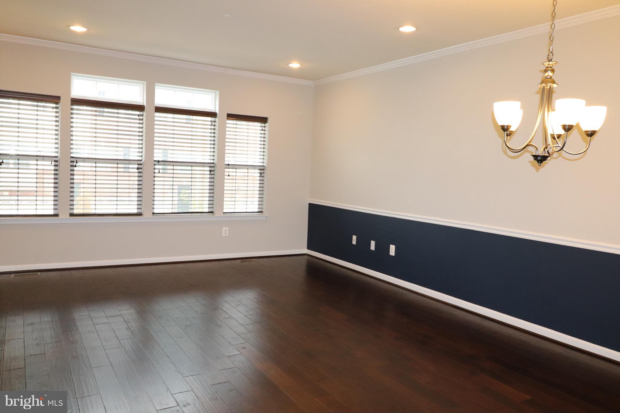 1011 Red Clover Road Gambrills, MD 21054 - Photo 3 of 28 Living Room/Great Room/Dining