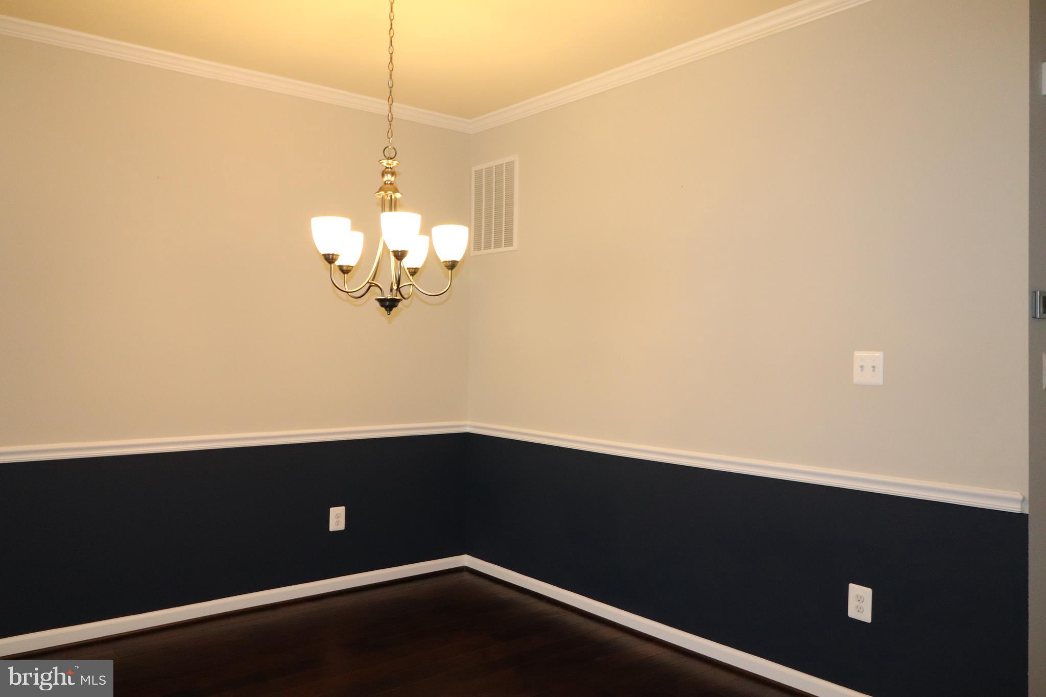 1011 Red Clover Road Gambrills, MD 21054 - Photo 4 of 28 Dining