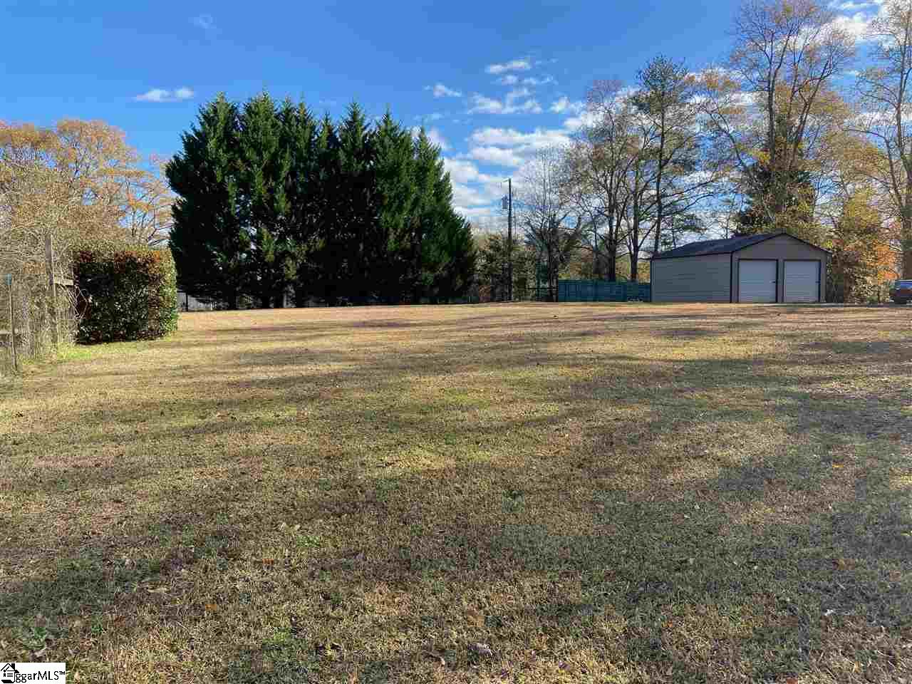327 Skyline Road Greer, SC 29651 - Photo 1 of 5 Gallery Image 1