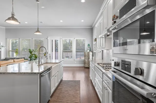 $4,000 | 2311 Pale Star Drive, Conroe, TX 77384