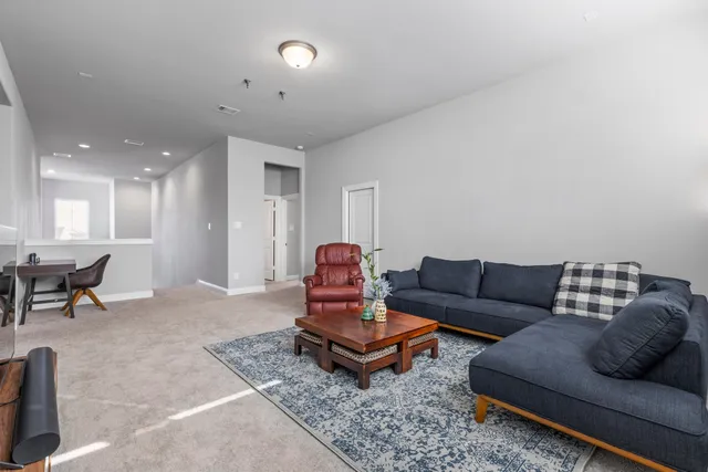 $4,000 | 2311 Pale Star Drive, Conroe, TX 77384