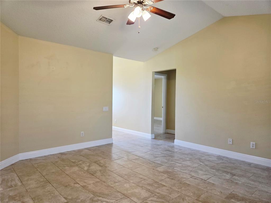 5245 Kapok Drive New Port Richey, FL 34652 - Photo 8 of 38