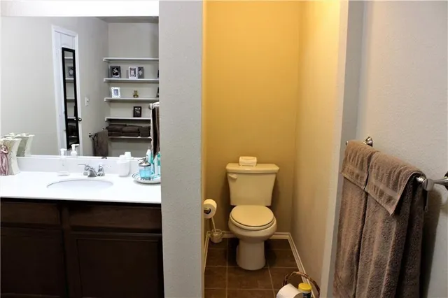 a view of a close up view of a bathroom