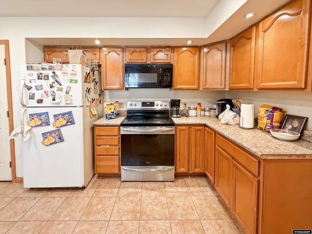 $300,000 | 1850 West Walnut Street, Wheatland, WY 82201