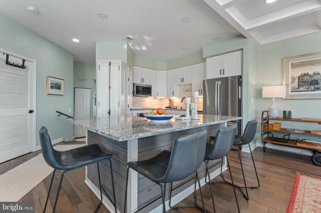 $735,000 | 436 Oyster Cove Drive, Grasonville, MD 21638