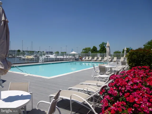 $735,000 | 436 Oyster Cove Drive, Grasonville, MD 21638