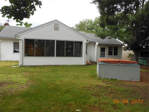 611 Granby Road Chicopee, MA 01013 - Photo 2 of 11