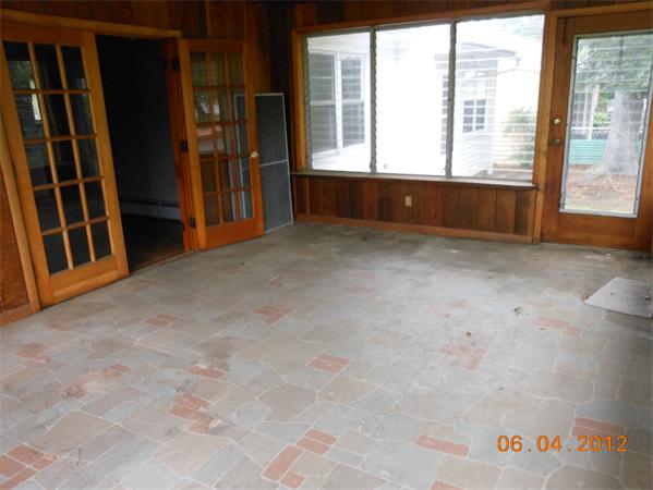 611 Granby Road Chicopee, MA 01013 - Photo 7 of 11