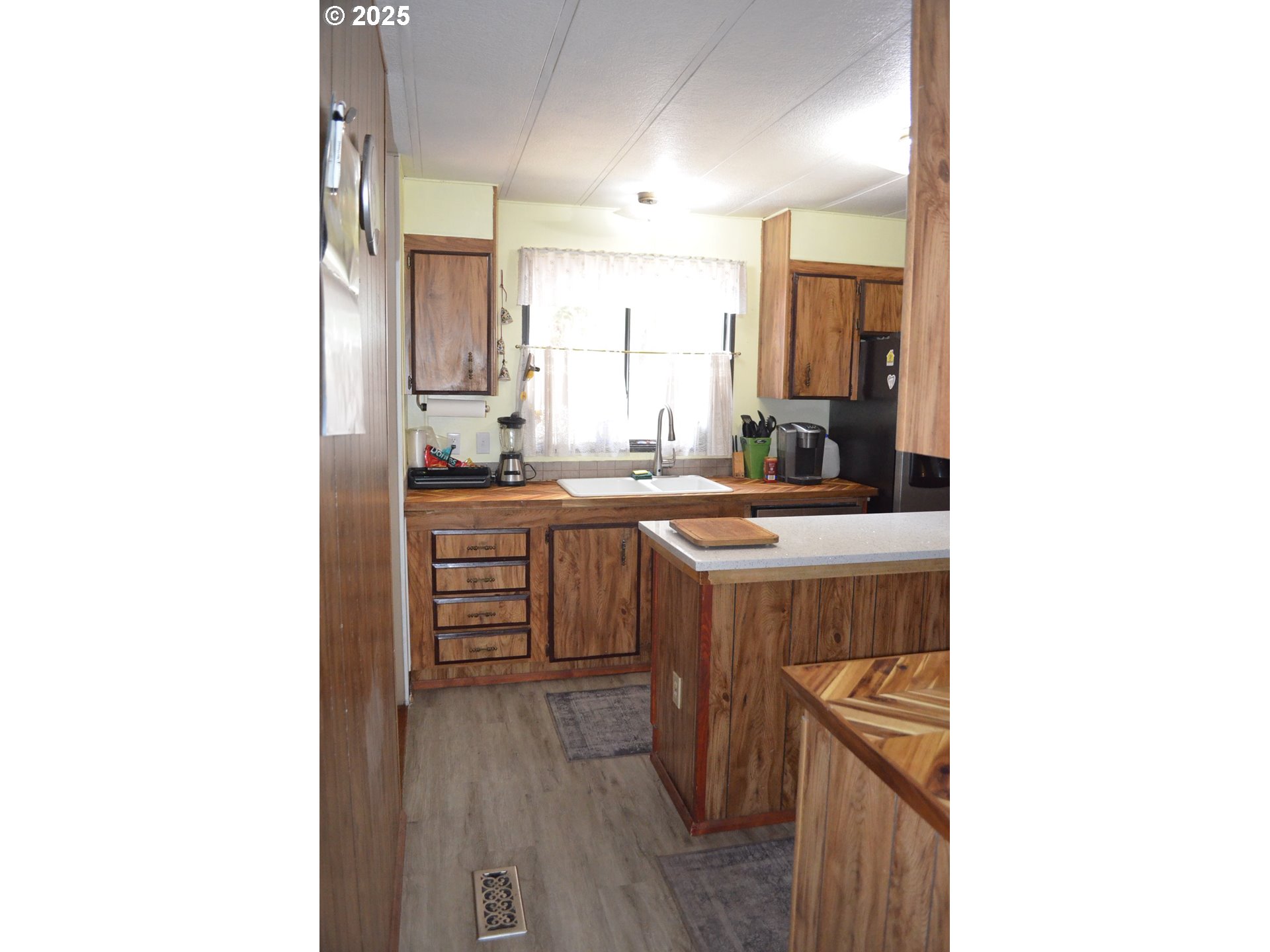 136028 Highway 97 Crescent, OR 97733 - Photo 14 of 48