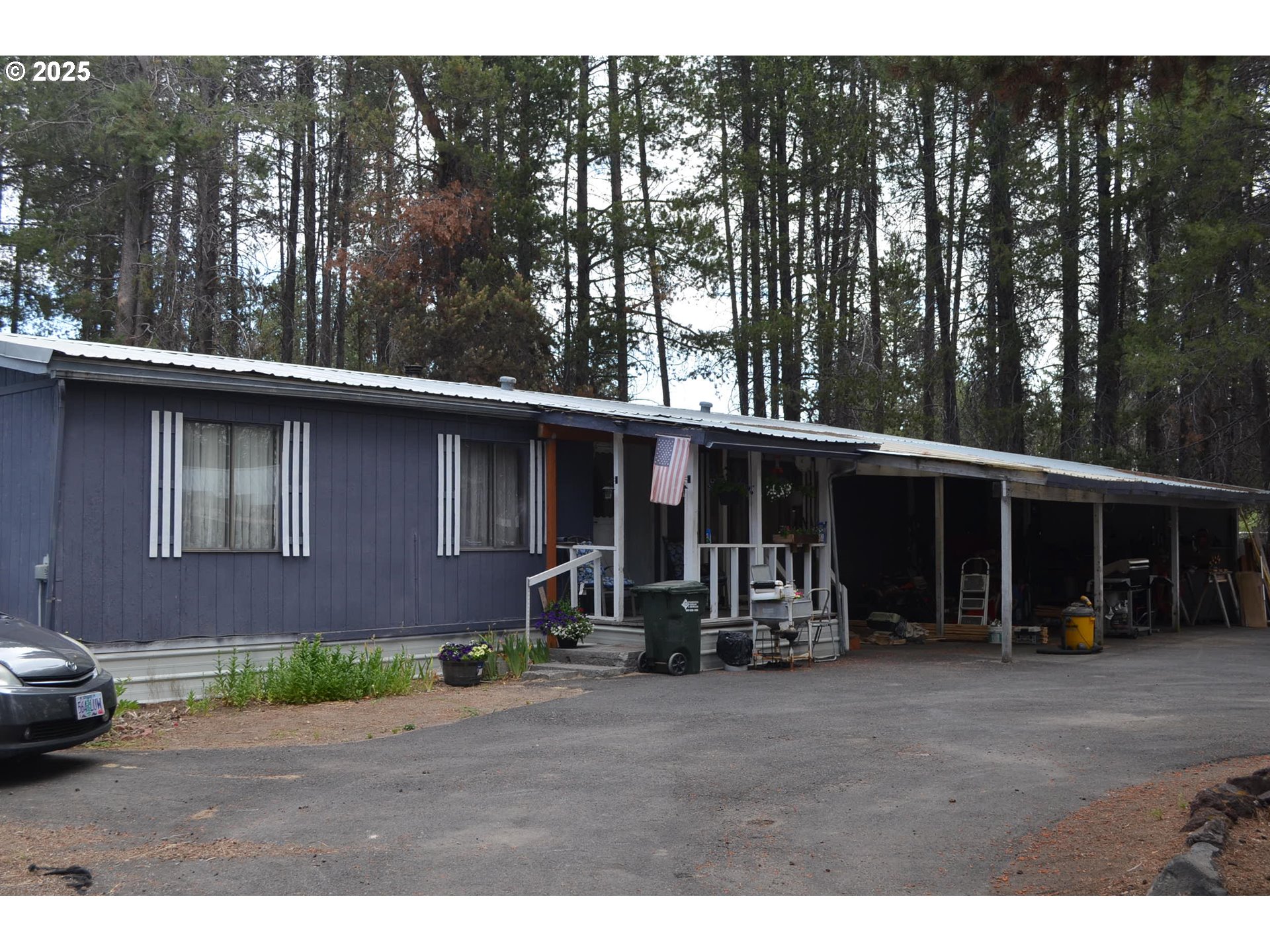 136028 Highway 97 Crescent, OR 97733 - Photo 2 of 48