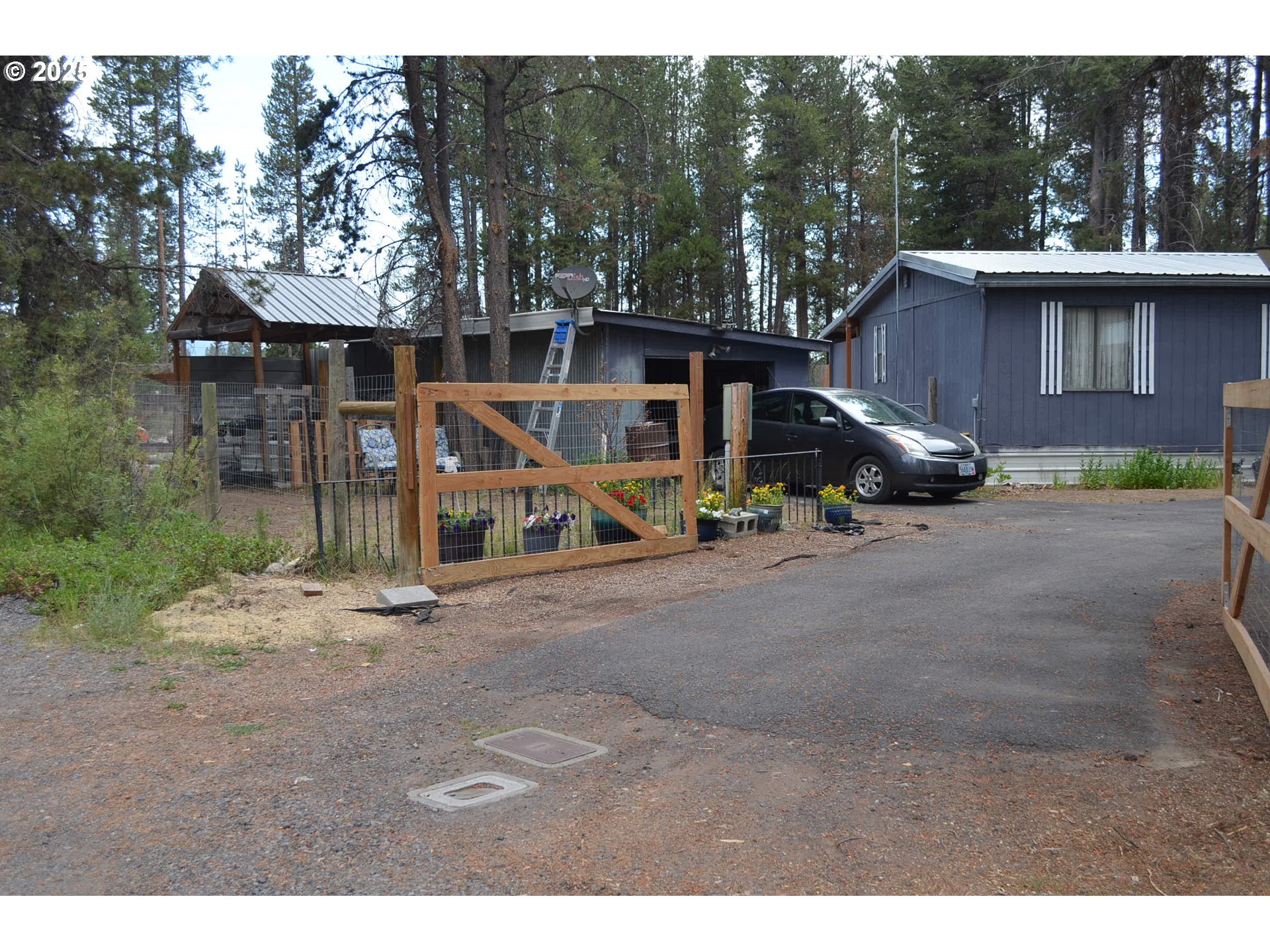 136028 Highway 97 Crescent, OR 97733 - Photo 28 of 48