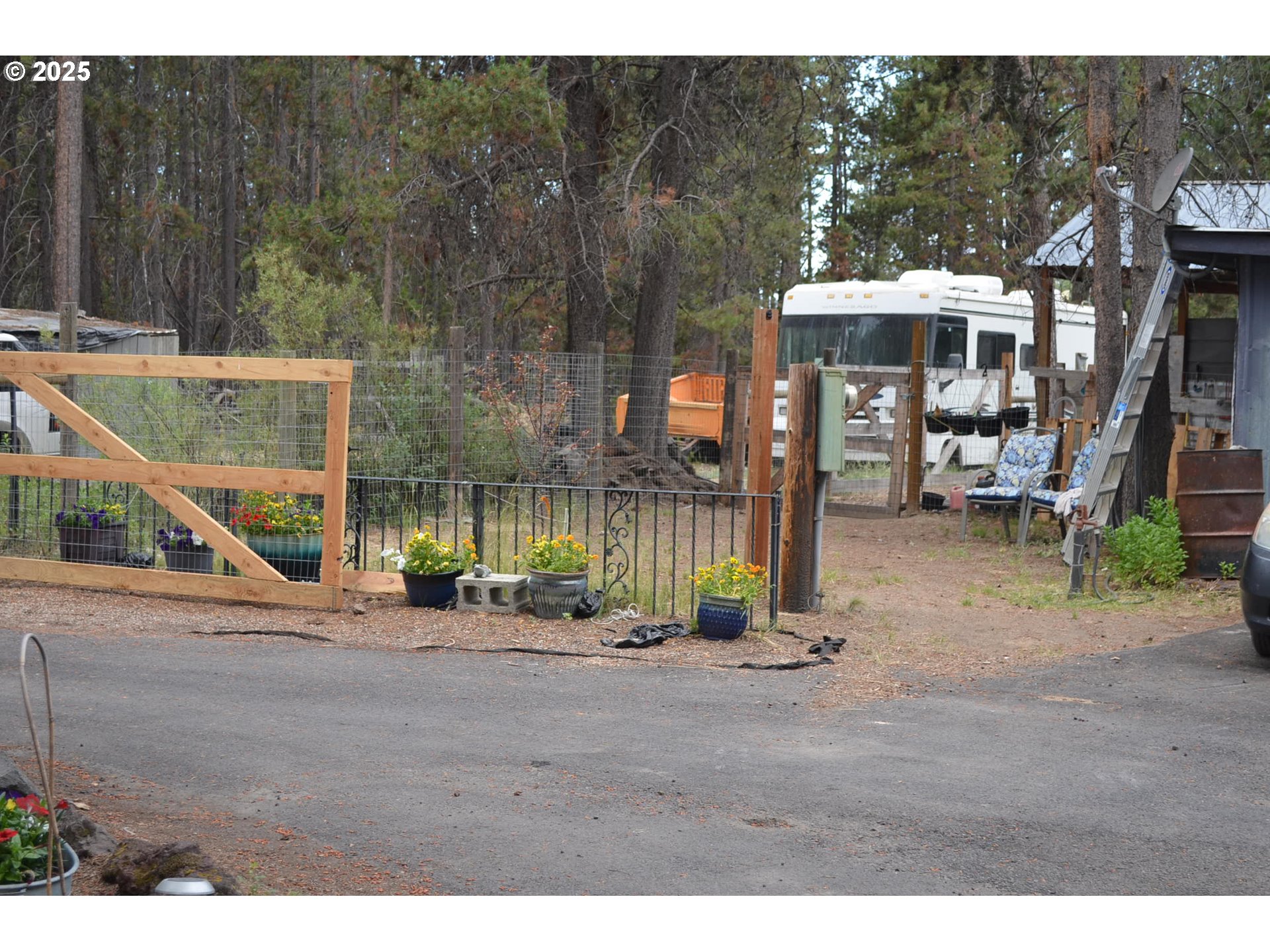 136028 Highway 97 Crescent, OR 97733 - Photo 29 of 48