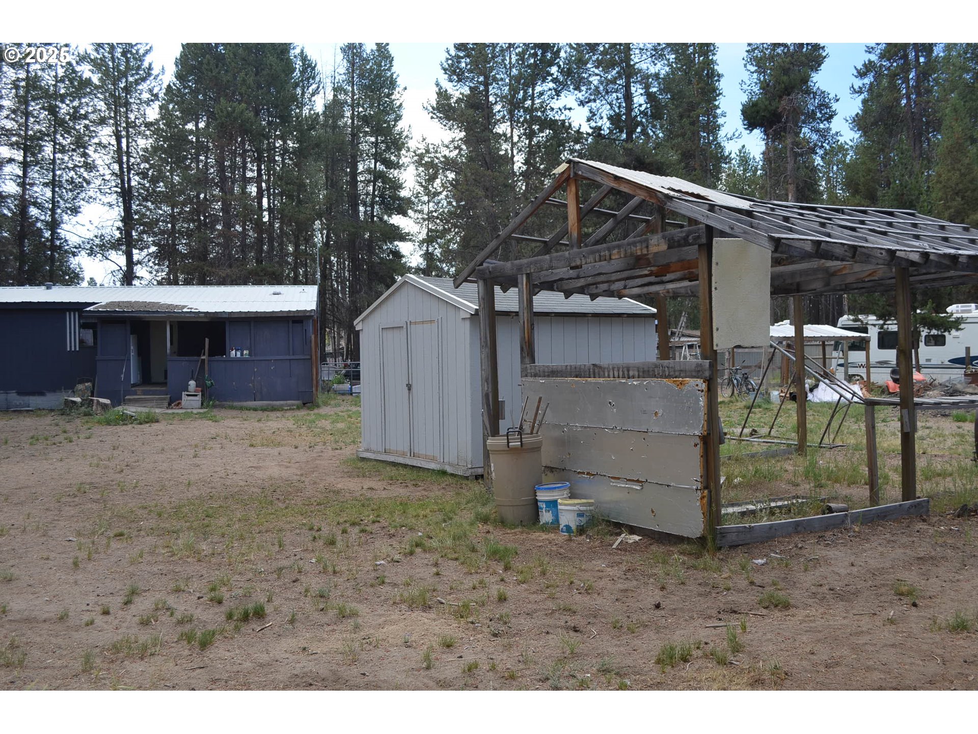 136028 Highway 97 Crescent, OR 97733 - Photo 31 of 48