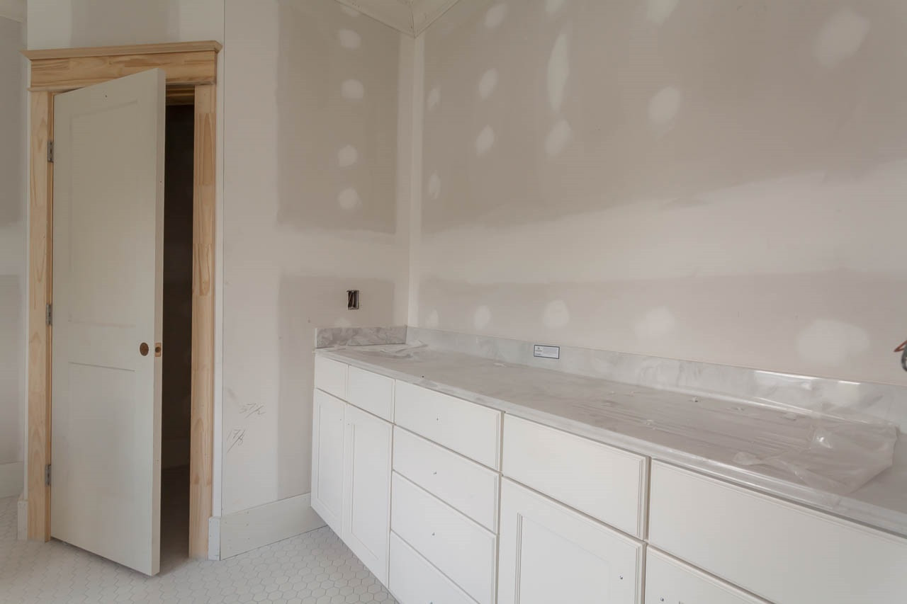 309 Georgetown Road Raleigh, NC 27608 - Photo 14 of 19 Photo 14