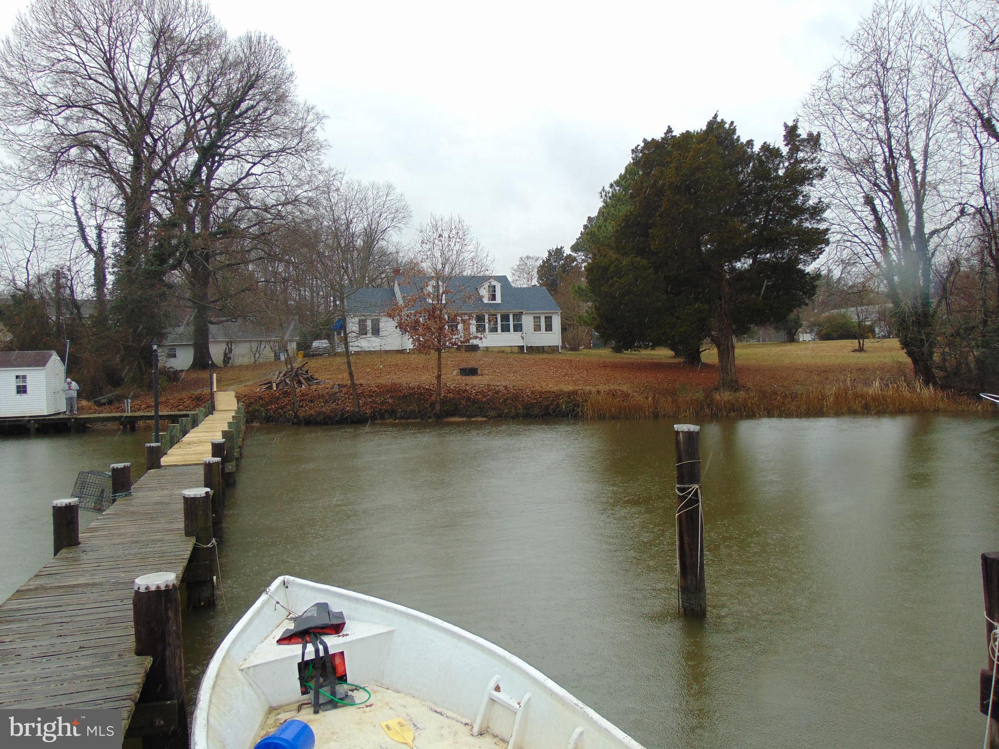 4105 Cadle Creek Road Edgewater, MD 21037 - Photo 22 of 45 View looking back at house from pier