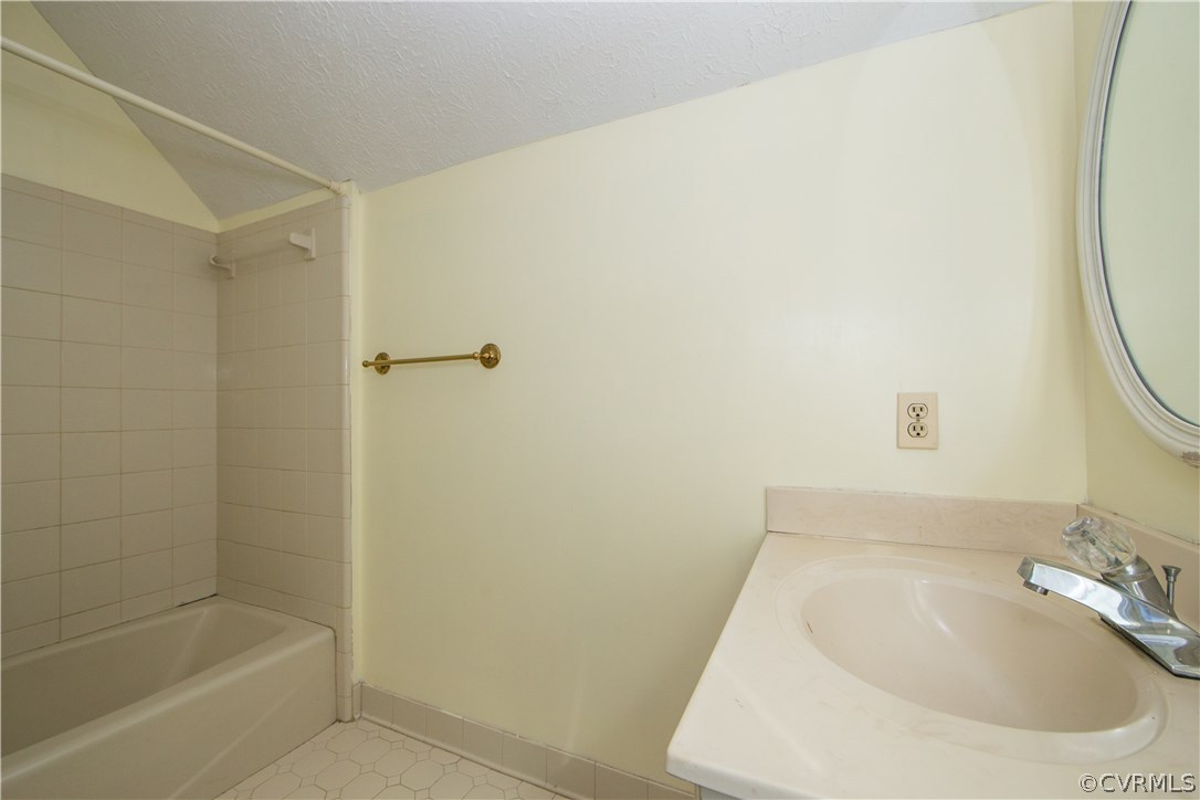 1734 Page Road Powhatan, VA 23139 - Photo 29 of 43 Gallery Image 29