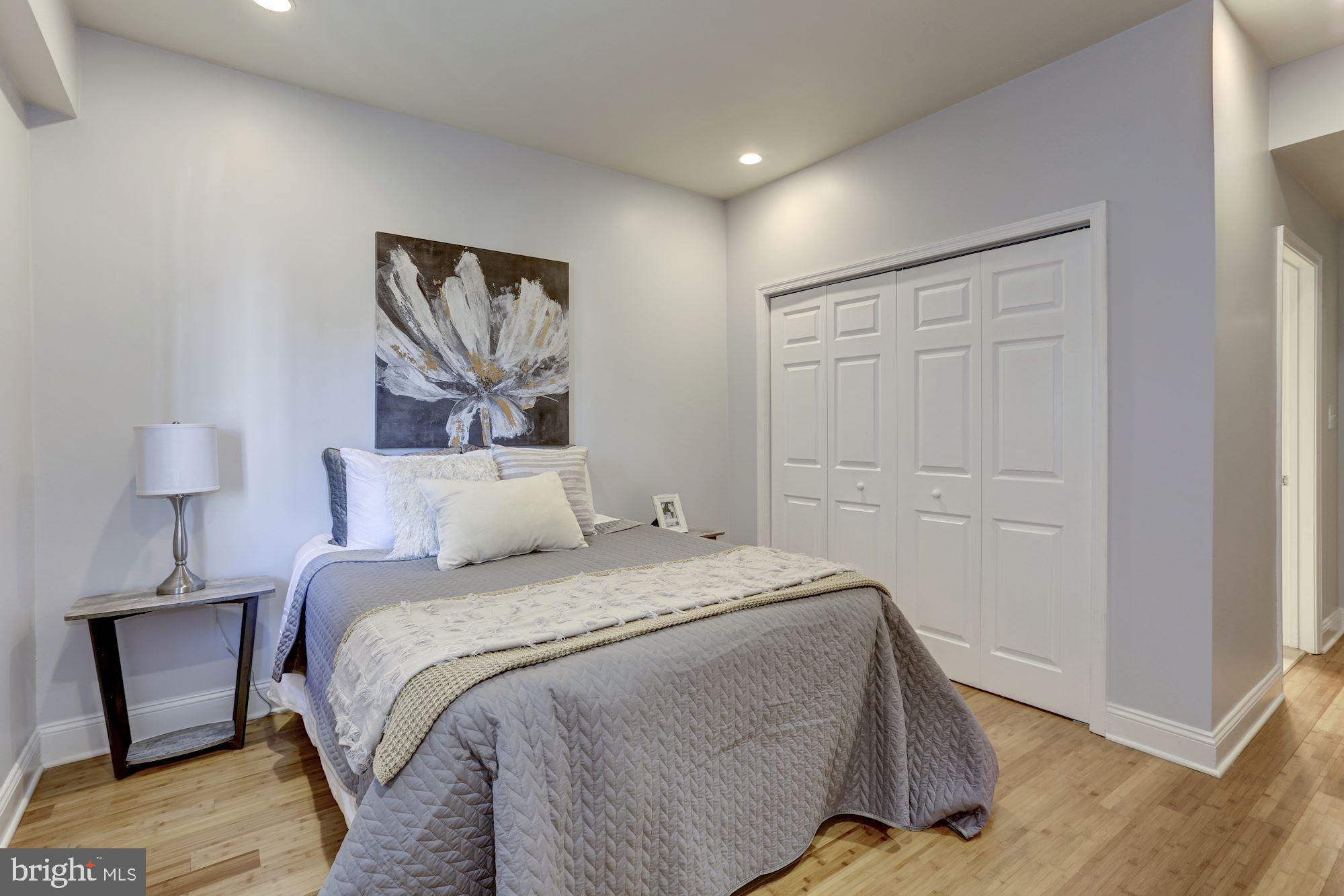 2713 Ontario Road Northwest, Unit 3 Washington, DC 20009 - Photo 13 of 21 Large master bedroom