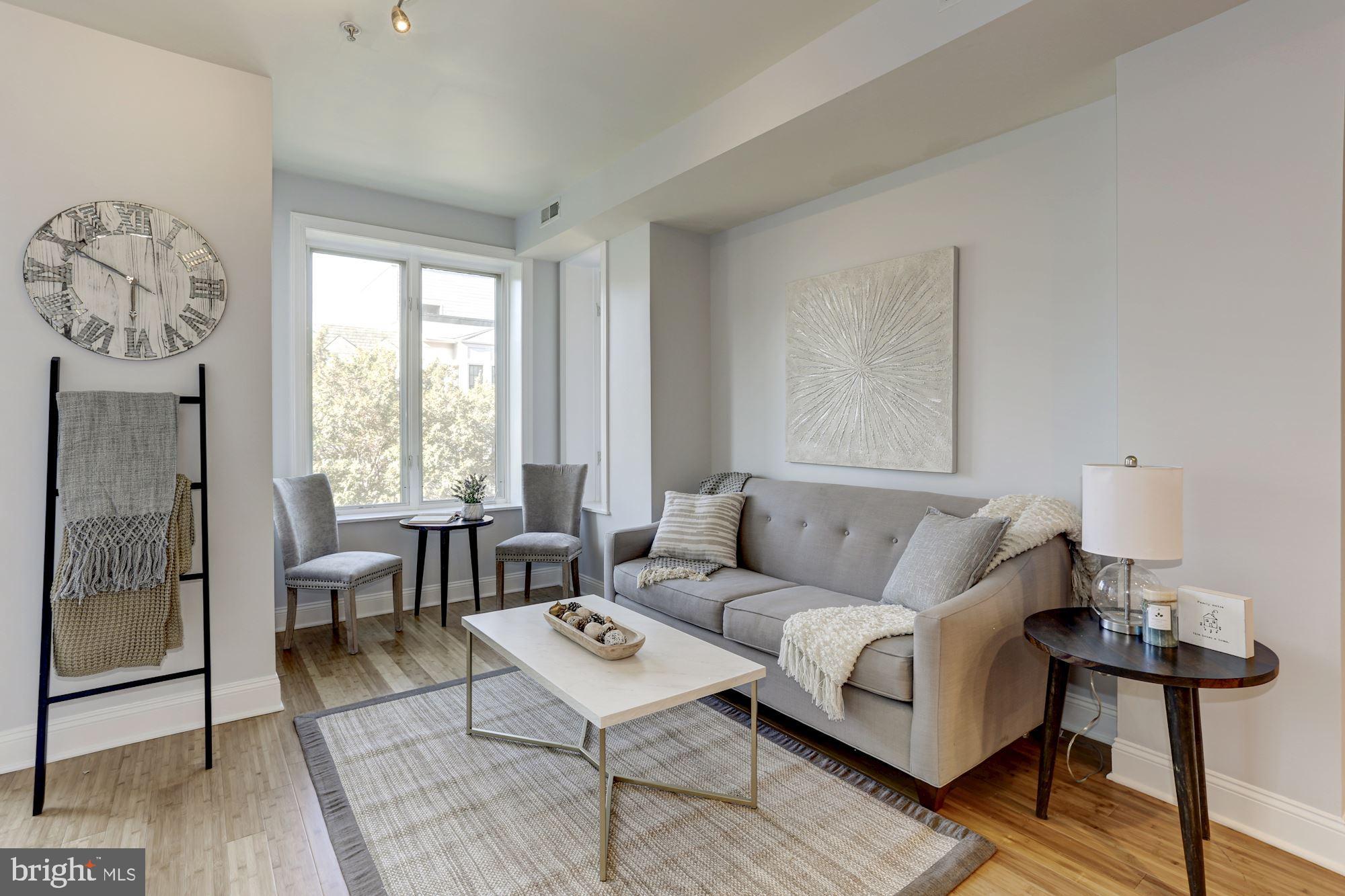 2713 Ontario Road Northwest, Unit 3 Washington, DC 20009 - Photo 7 of 21 Cozy living room space