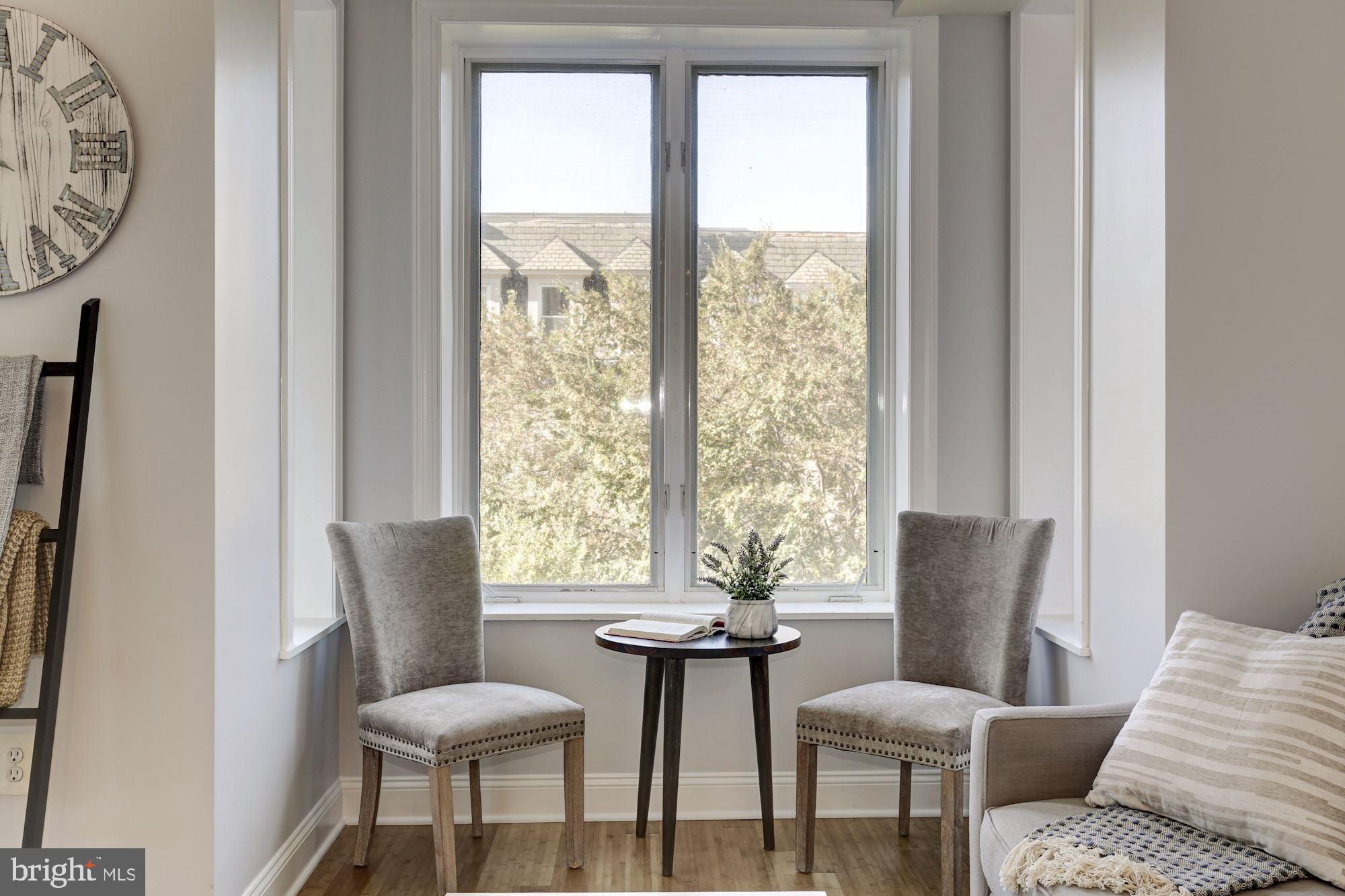 2713 Ontario Road Northwest, Unit 3 Washington, DC 20009 - Photo 8 of 21 Perfect reading nook