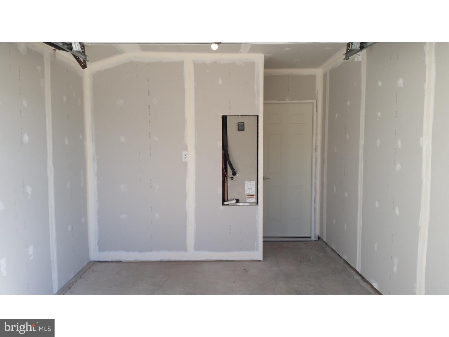 68 Cardinal Road Levittown, PA 19057 - Photo 21 of 22 Garage
