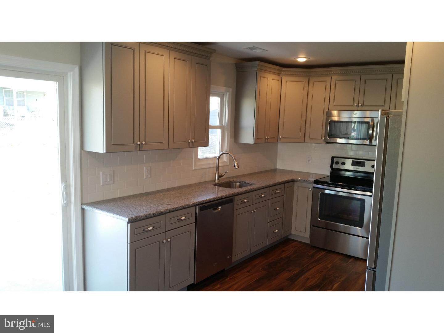 68 Cardinal Road Levittown, PA 19057 - Photo 4 of 22 Kitchen