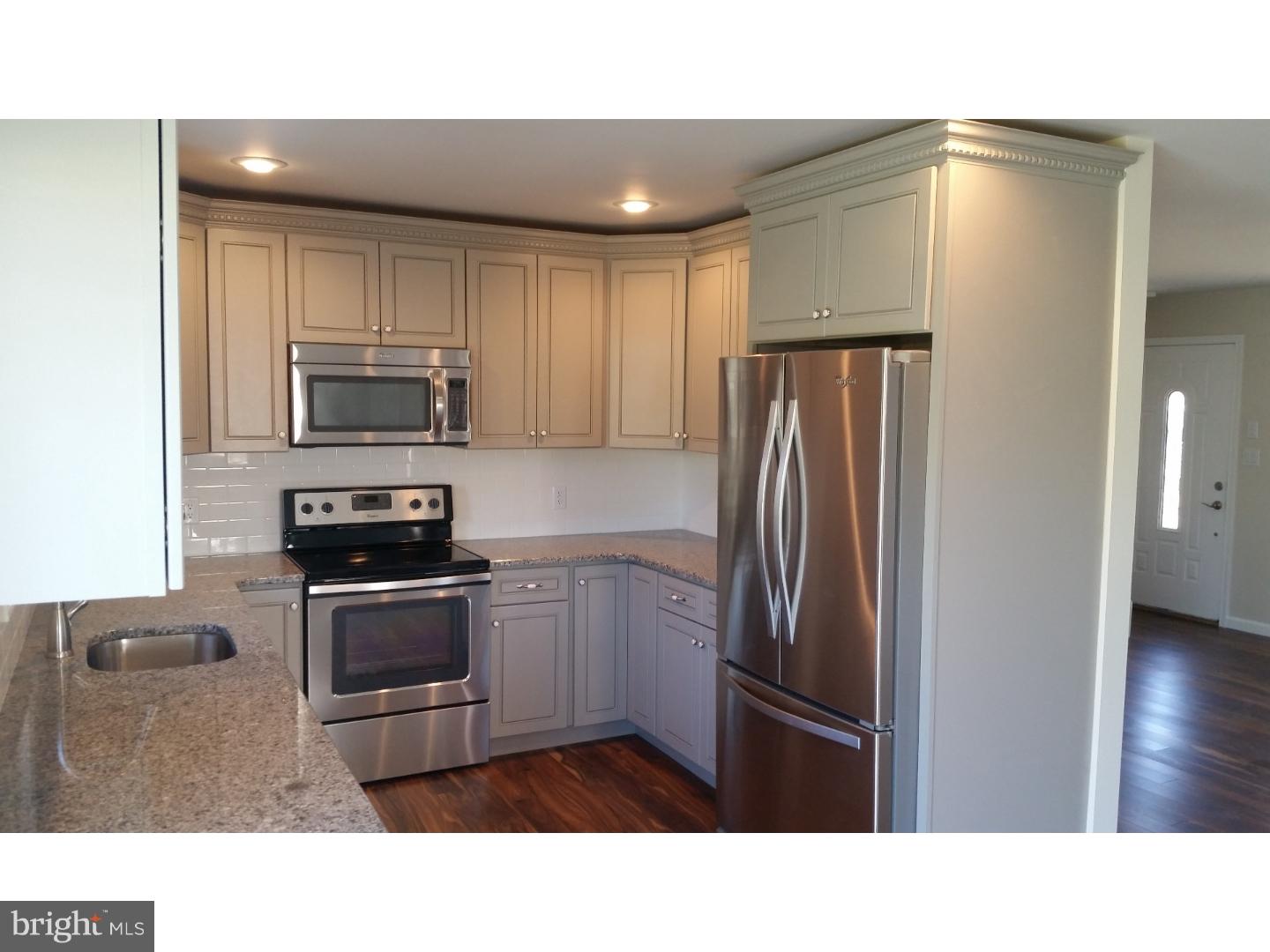 68 Cardinal Road Levittown, PA 19057 - Photo 5 of 22 Kitchen
